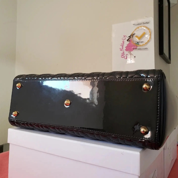 Lady Dior black patent gold hardware large bag - Picture 7 of 12